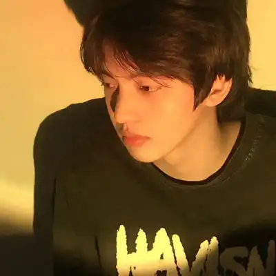 卢浅伽
